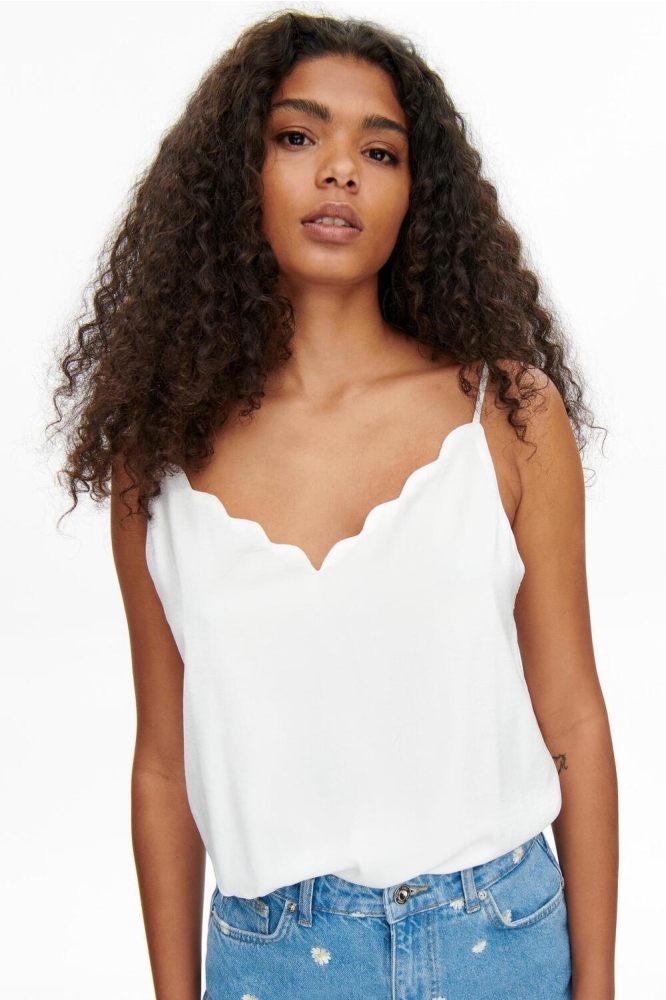 ONLDEBBIE SINGLET NOOS WVN 15176550 CLOUD DANCER